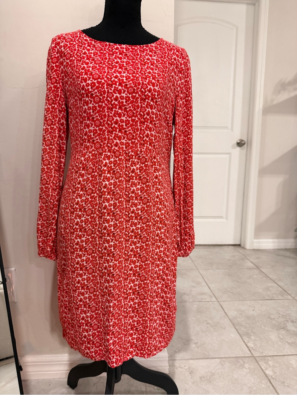 Boden Red White Floral Long Sleeve Shift Dress Women’s Size 6